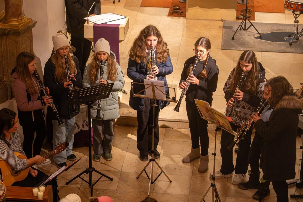 WhatsApp Image 2025-12-15 at 22.43.56 (1)